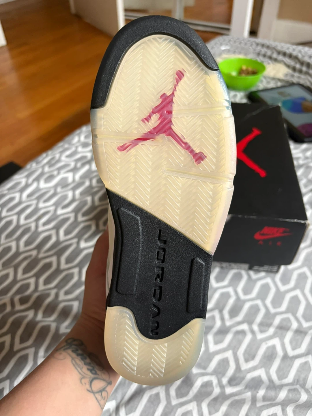 Air Jordan 5 Retro (GS) White Red Black - photo 4