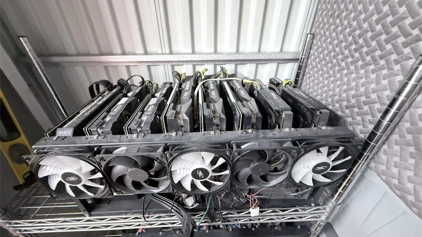 Mining Rig with Multiple NVIDIA GeForce RTX 3070 GPUs