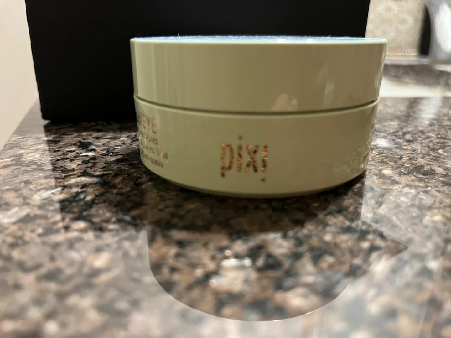 Pixi DetoxifEYE Brightening Eye Patches (30 Pairs / 60 Patches)
