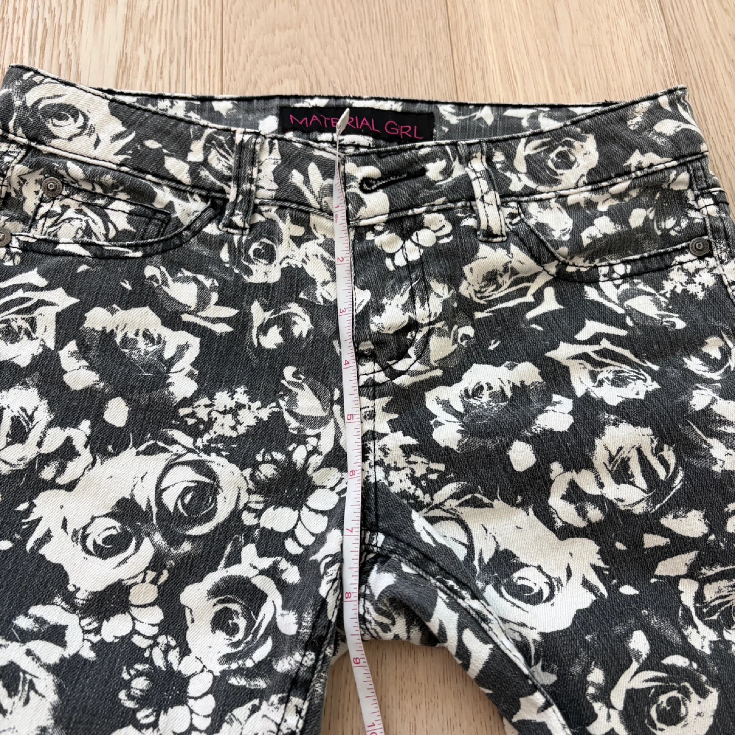 Material Girl Blue/White Floral Jeans - Size 1 - photo 5