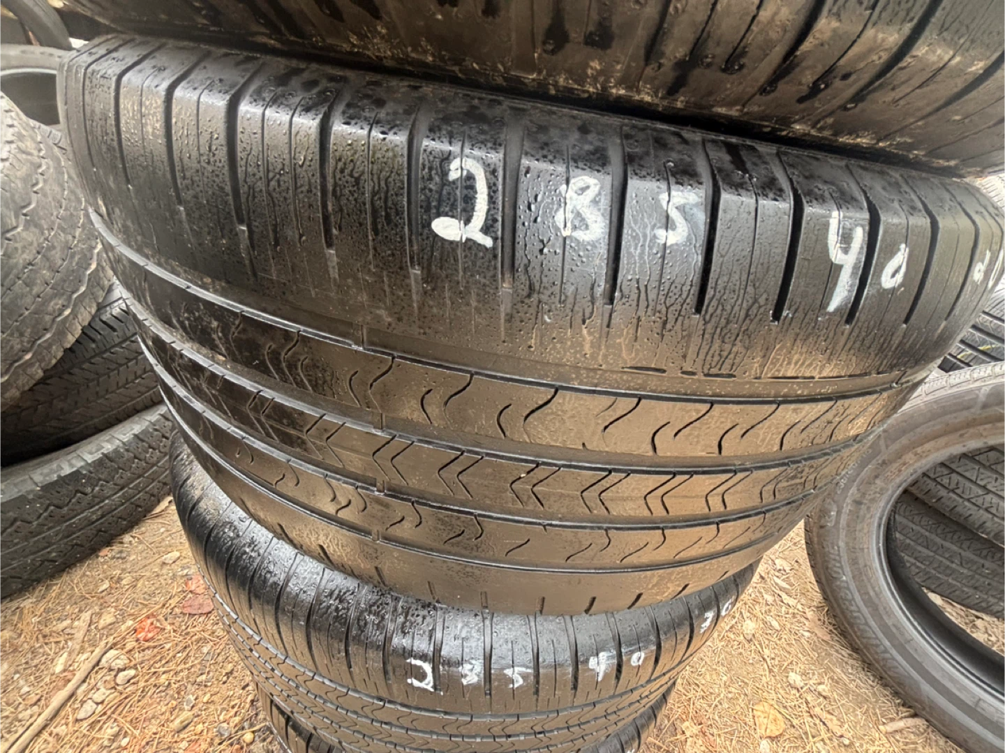 Used Tires 285/40 R20 Set of 4 Goodyear Eagle F1 Asymmetric - photo 2