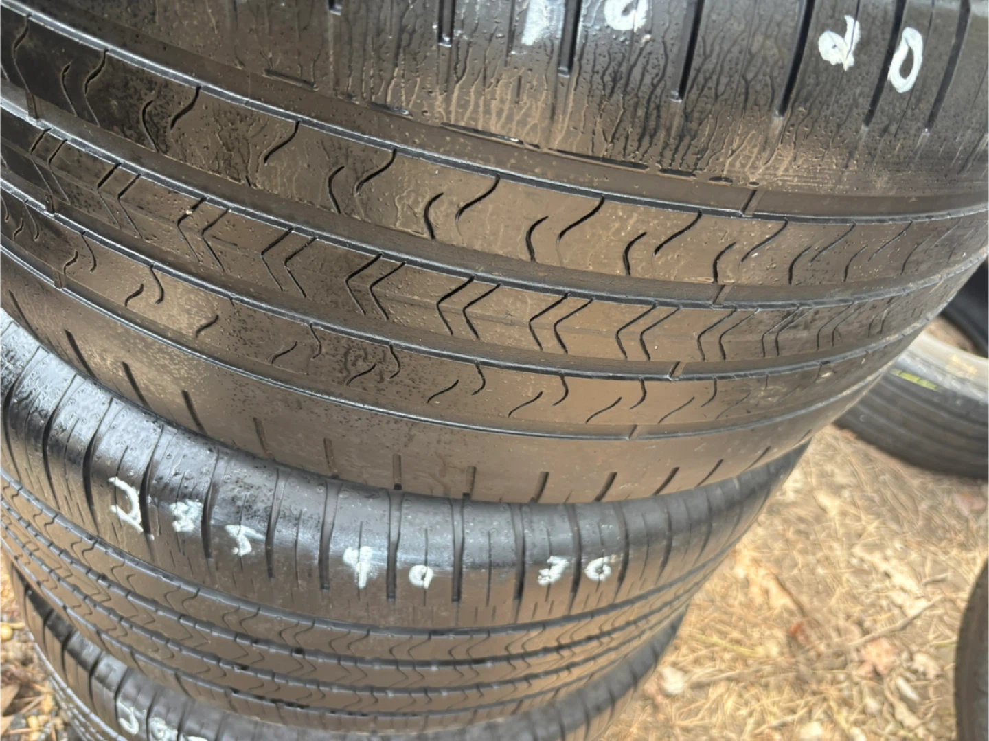 Used Tires 285/40 R20 Set of 4 Goodyear Eagle F1 Asymmetric - photo 4