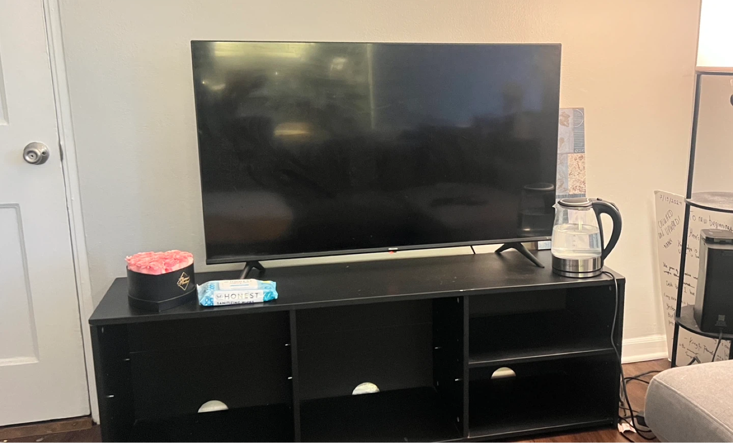 45 inch Smart TV Remote and TV Stand