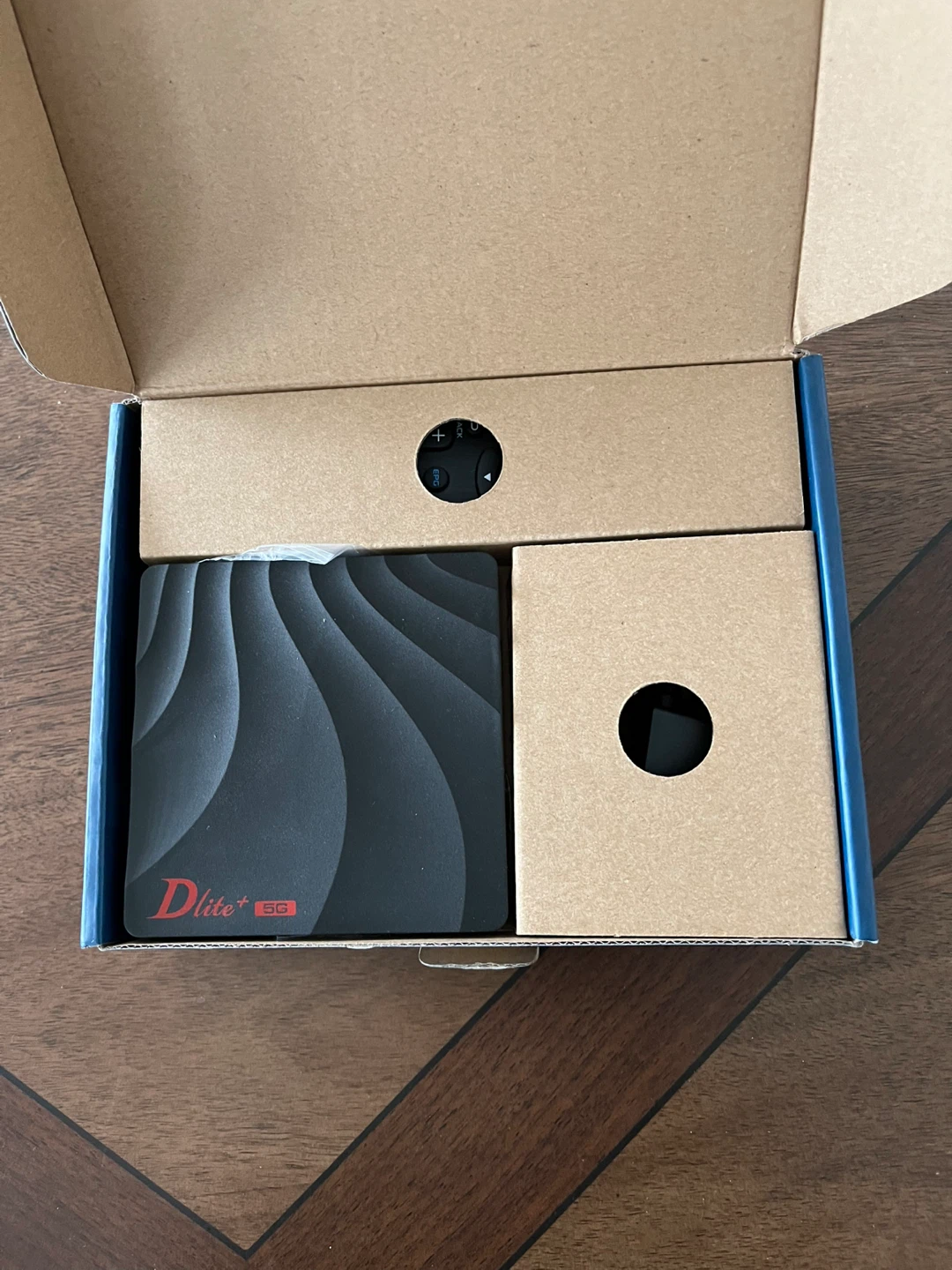 Dreamlink Dlite+ 5G Ultimate 4K UHD Android Media Streamer - photo 3