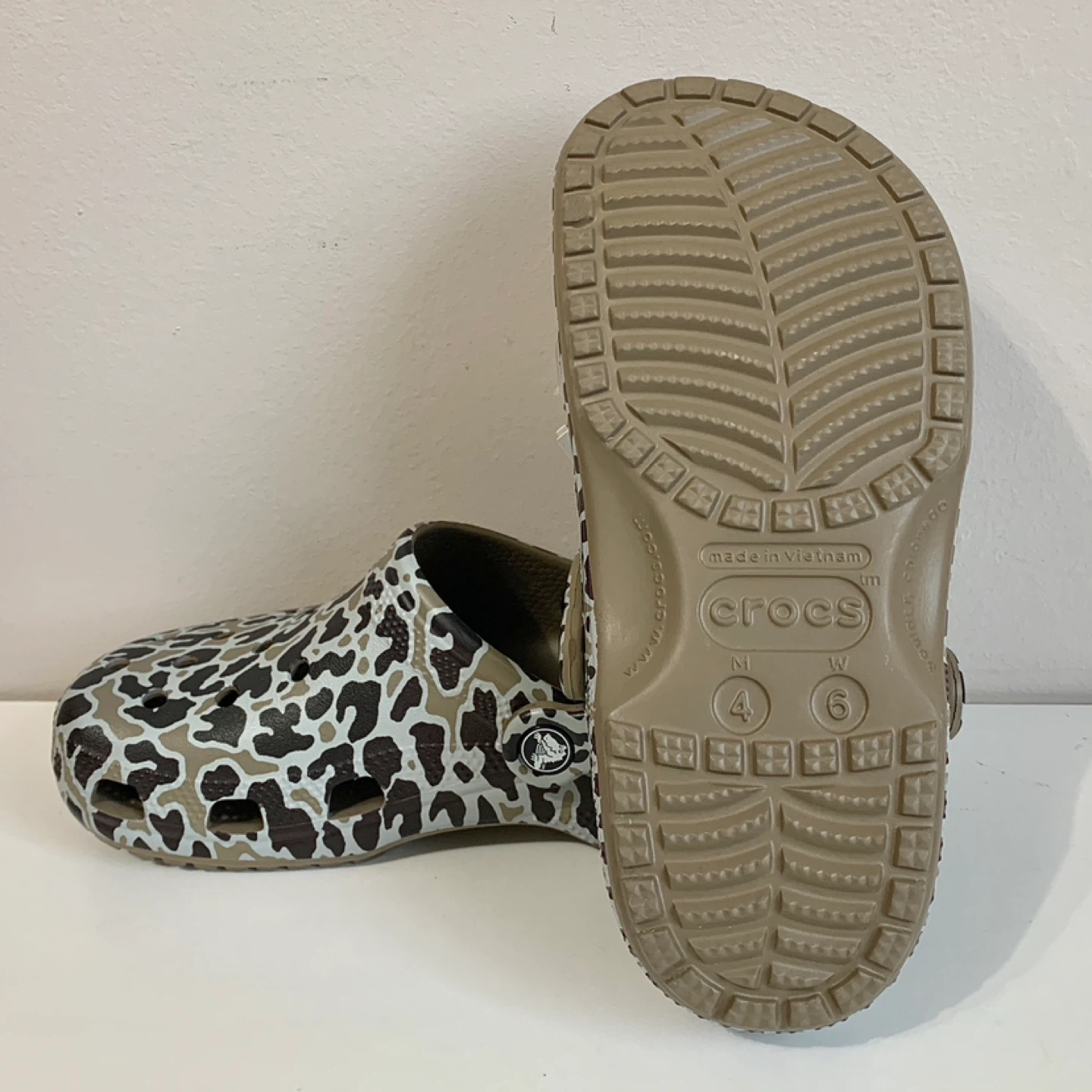 Crocs Womens Size 6 Clogs/Shoes NEW - photo 3