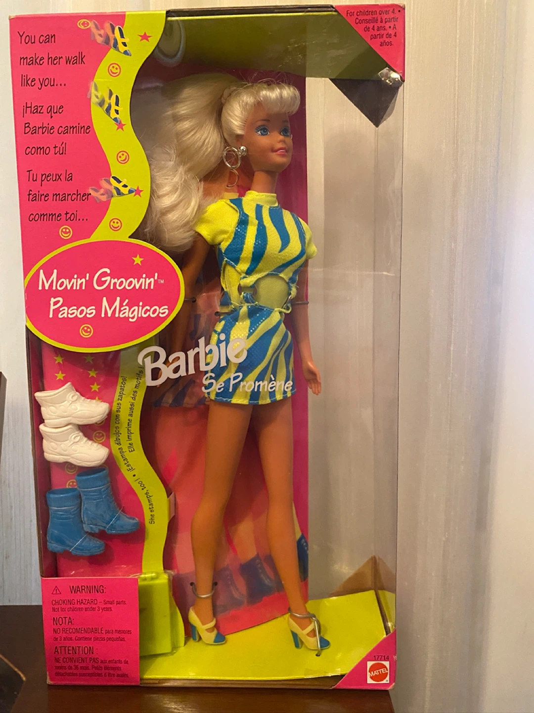 Barbie Movin' Groovin' Doll 90s - photo 2