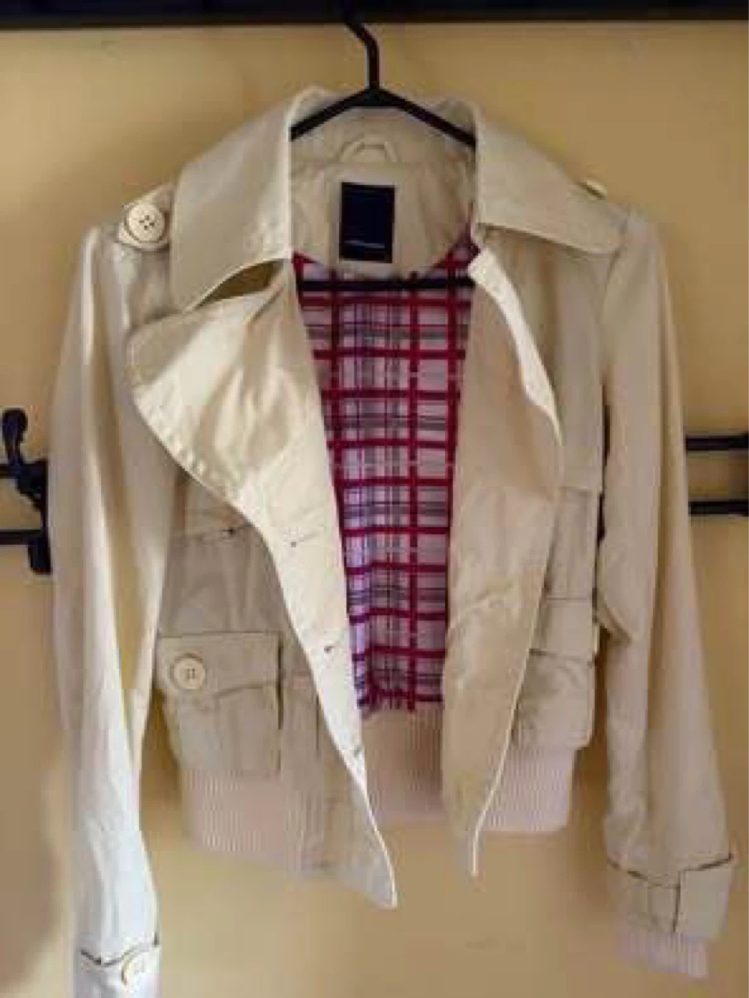 Forever 21 Ripped Jean Jacket&Vero moda jacket(together for $5) - photo 5