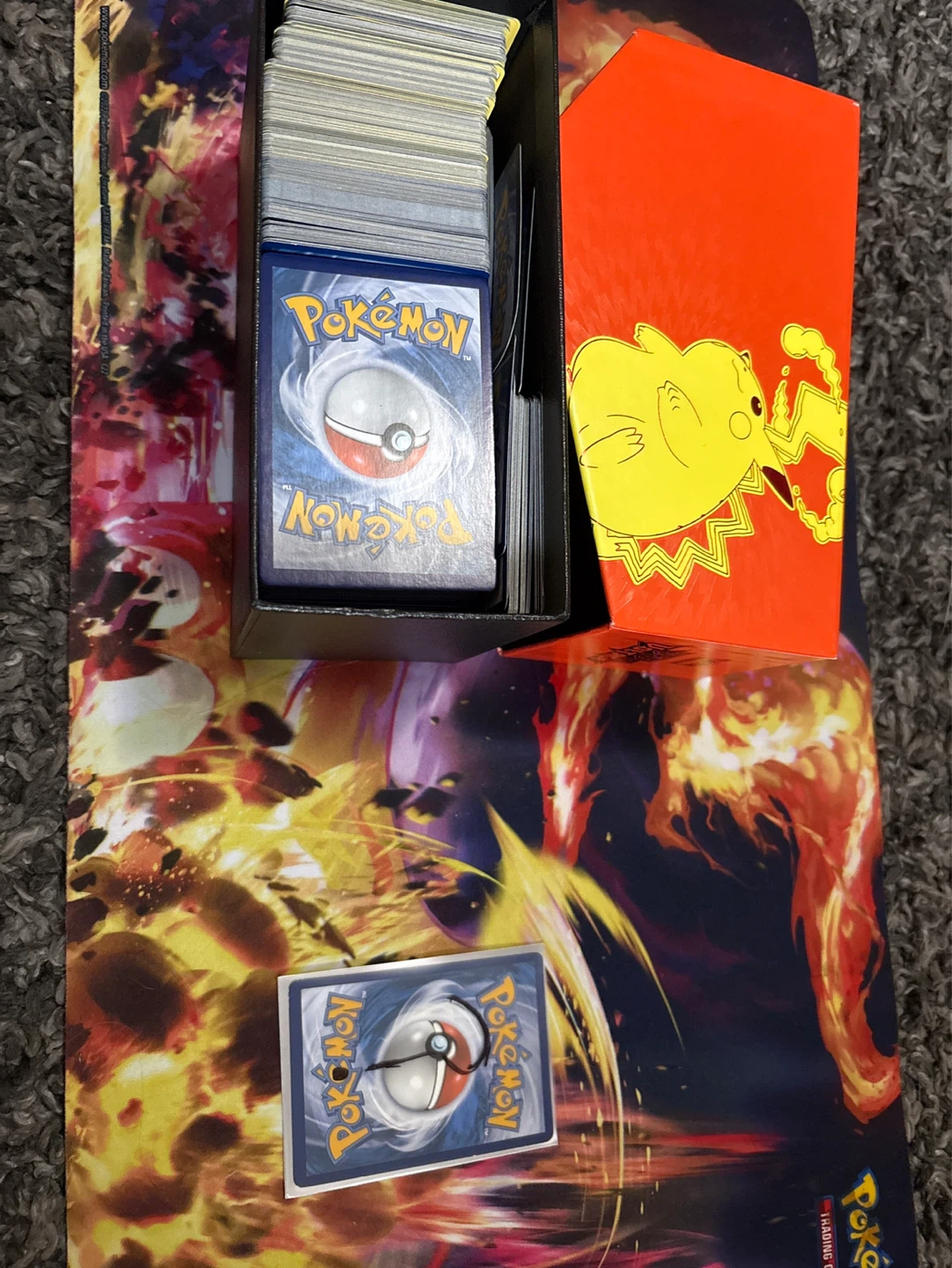 Pokémon storage box with cards in it and mystery card? - photo 2