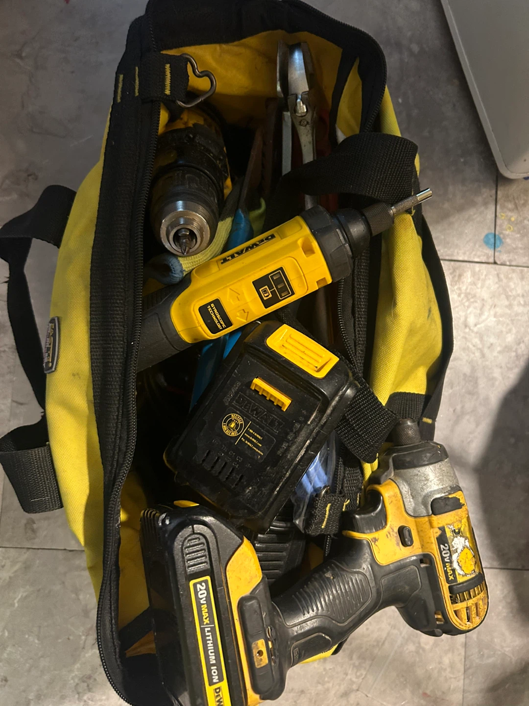 DeWalt 20V MAX Lithium Ion Cordless Drill and Impact Driver Set