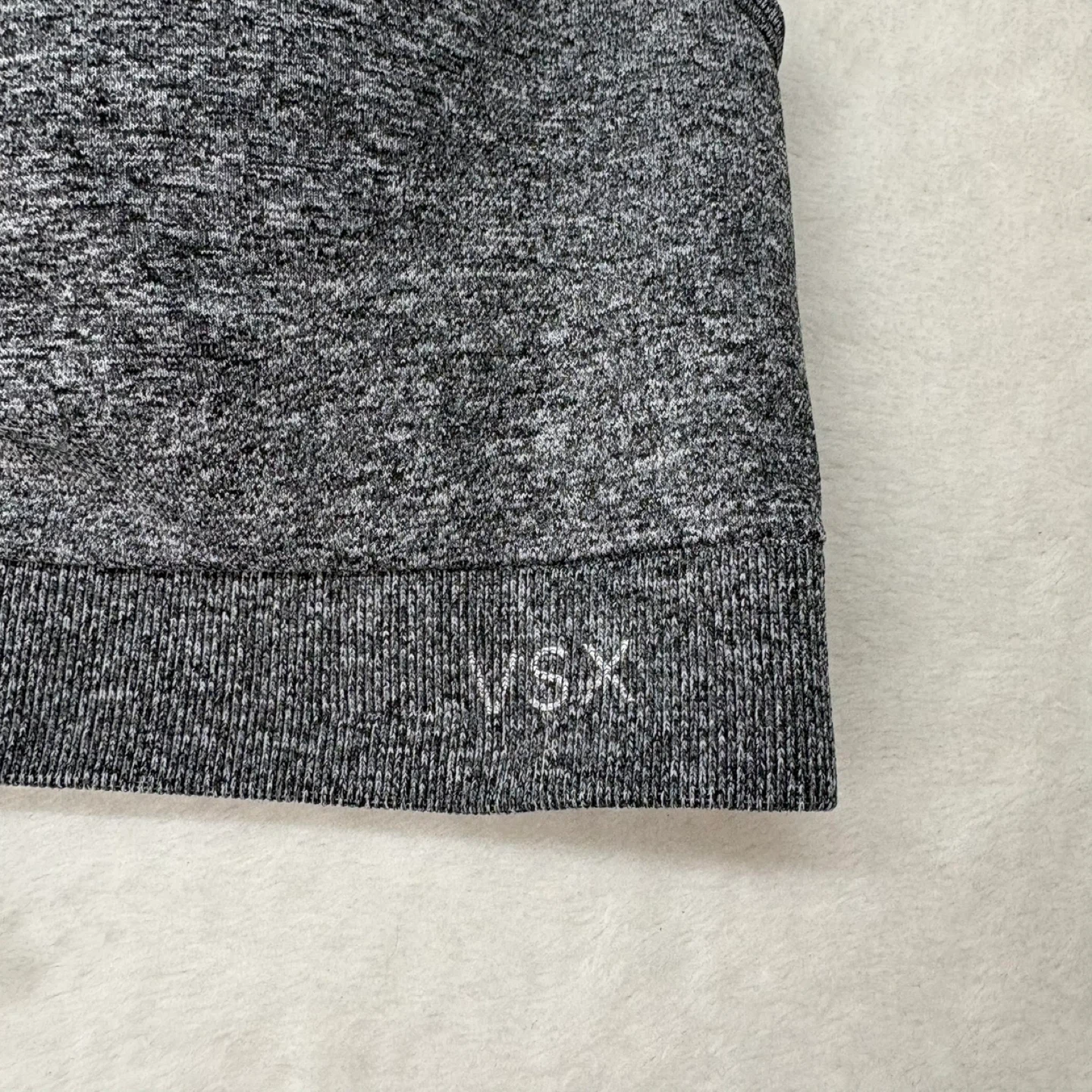 Victorias Secret VSX Gray Seamless Racerback Sports Bra Size M - photo 3