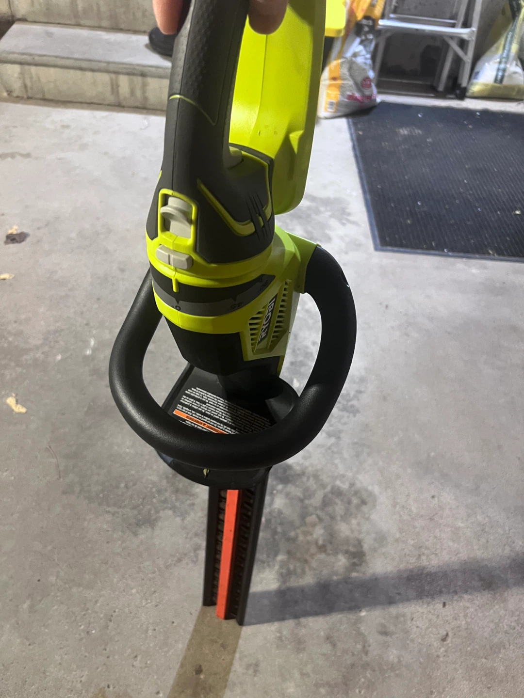 Ryobi Cordless Hedge Trimmer (Tool only) - photo 2