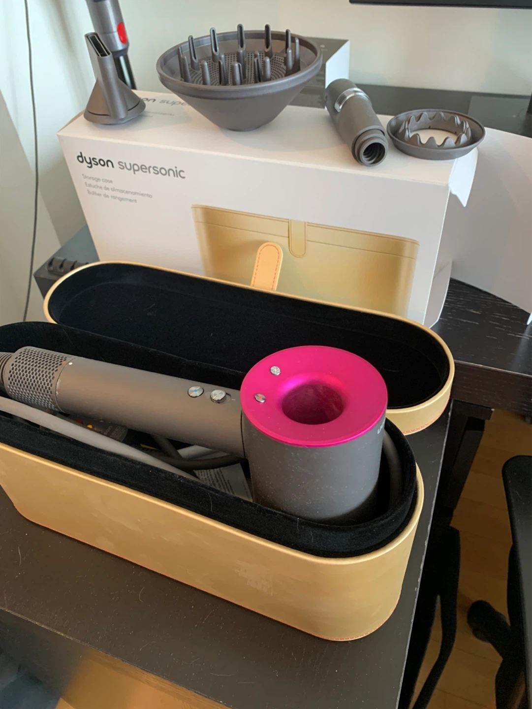 Dyson Supersonic Hair Dryer with Attachments and Case