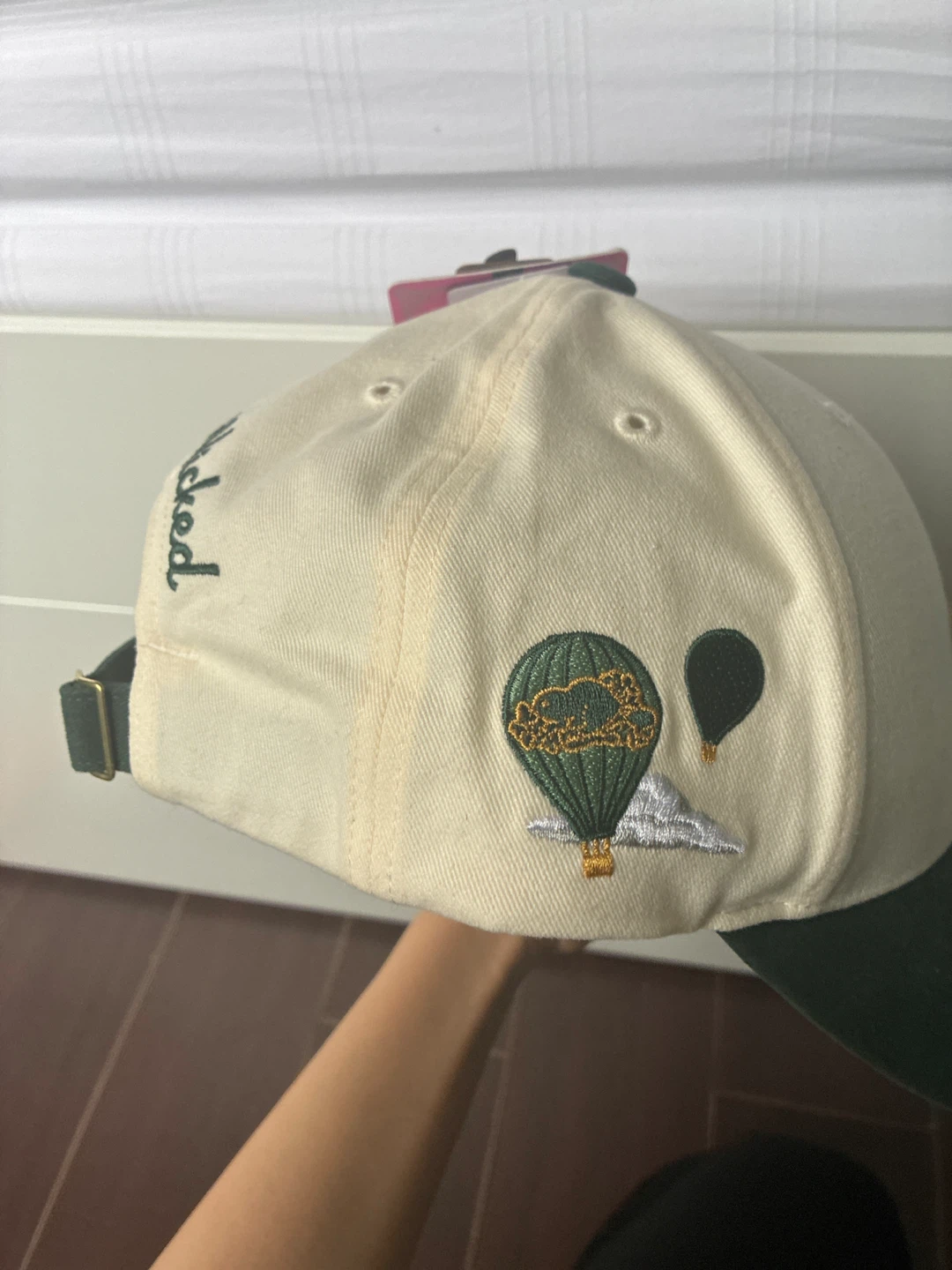 Roots baseball cap and socks - photo 3