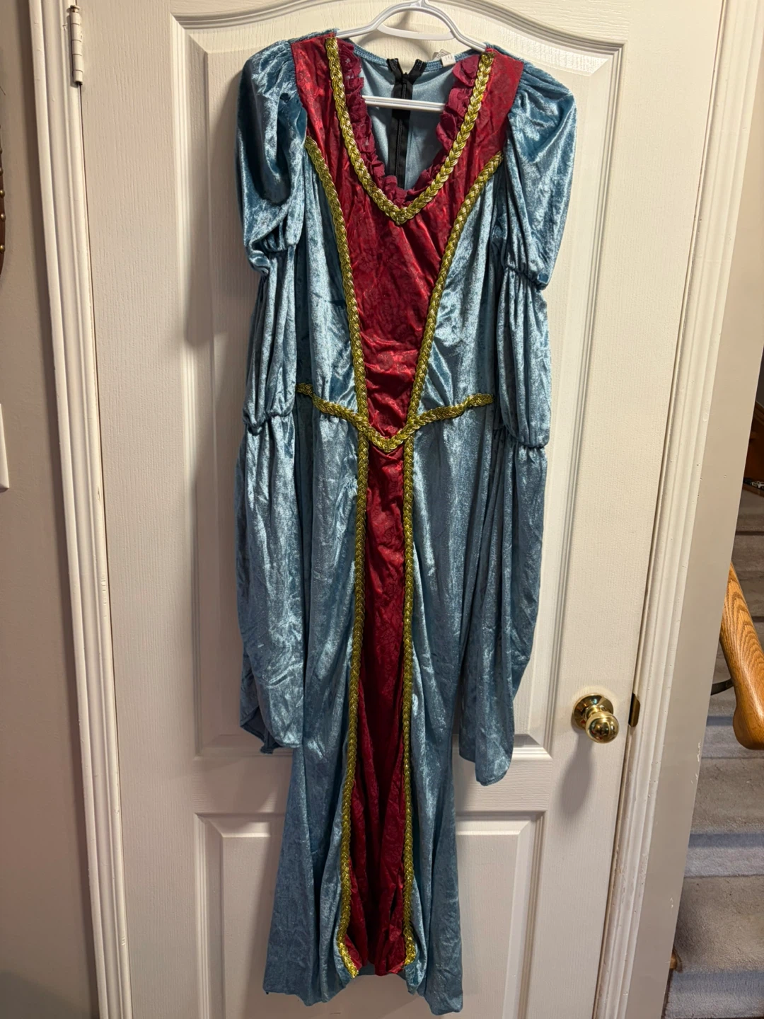 Adult Renaissance Queen Costume - photo 2