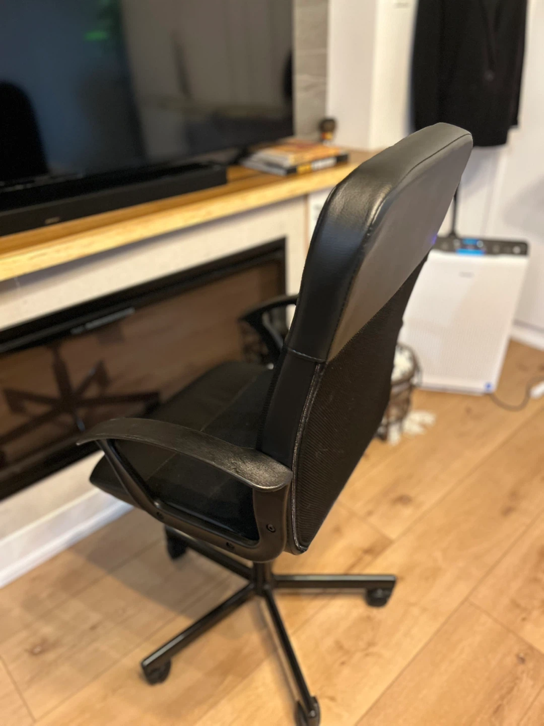 Black Office Chair - photo 5