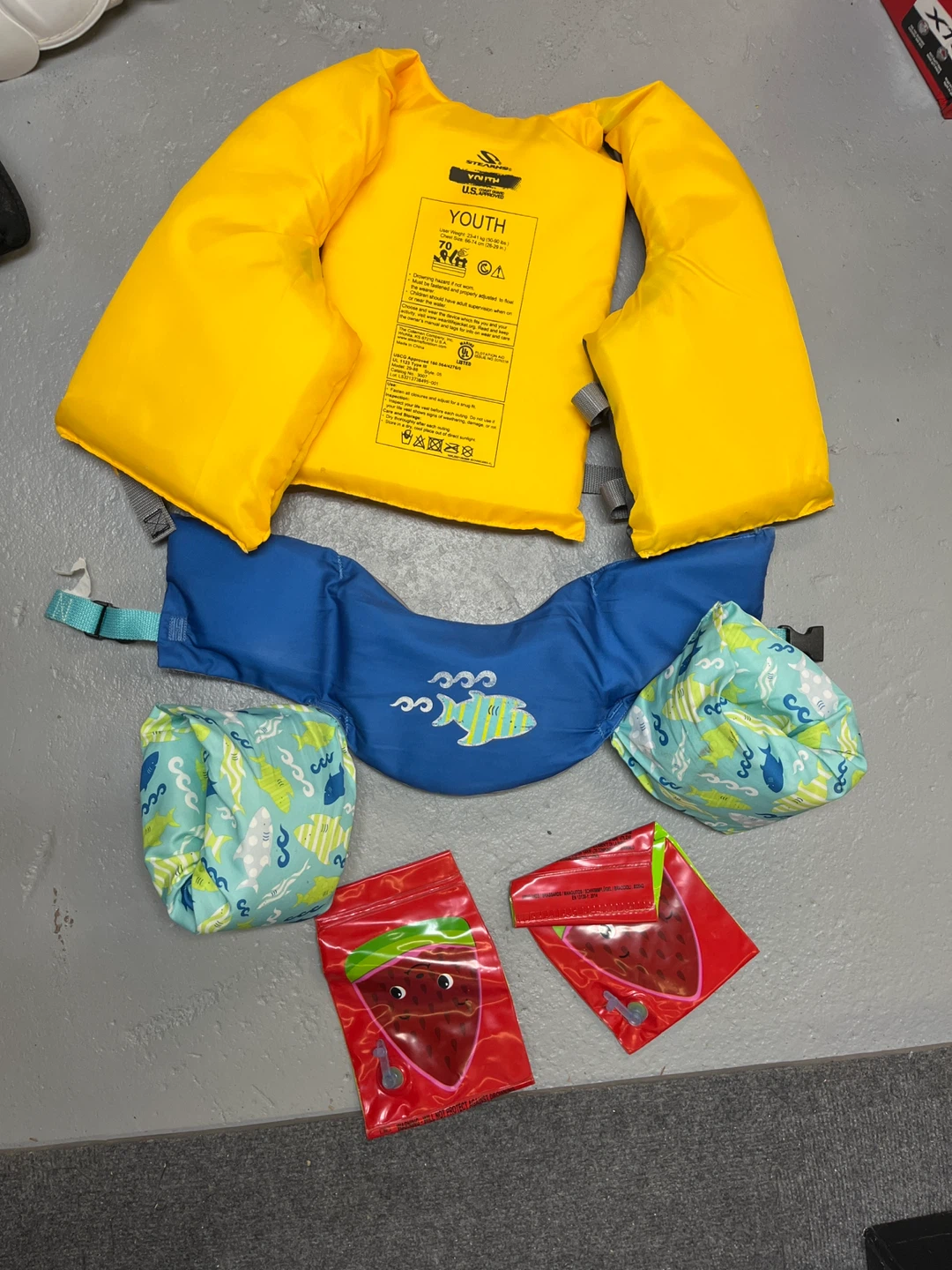 Stearns Youth Life Vest and Floaties