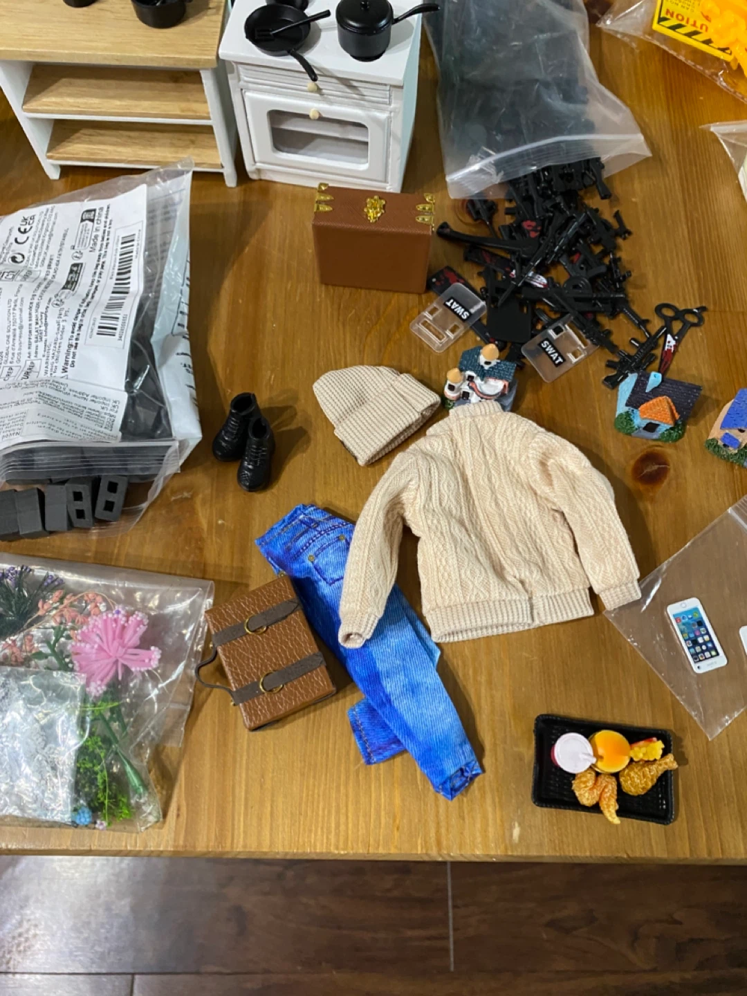 Miniature Accessories (Bought them for $150+) - photo 2