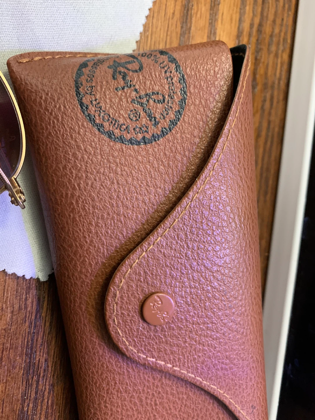 Ray-Ban Sunglasses with Case - photo 2