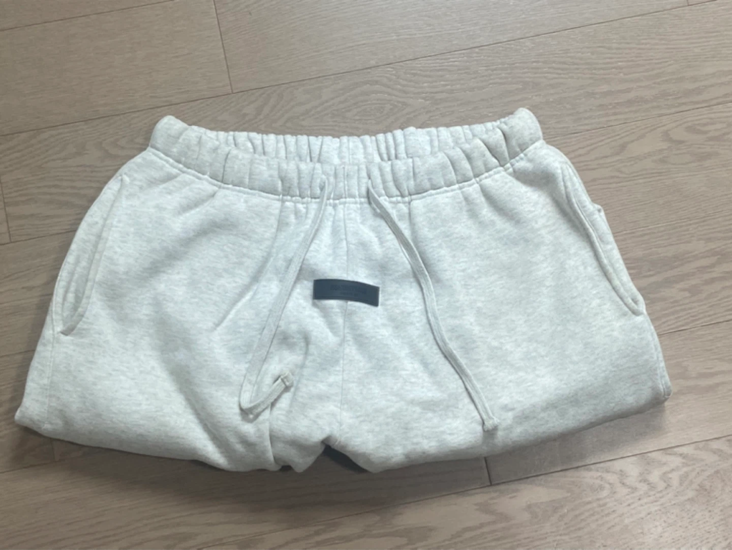 Essentials Fear of God Grey Sweat Shorts - Size M - photo 2