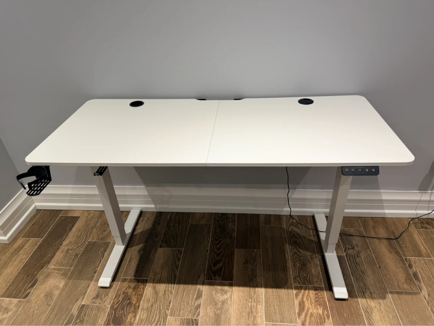 55x24 White Standing Desk with Electric Height Adjustment