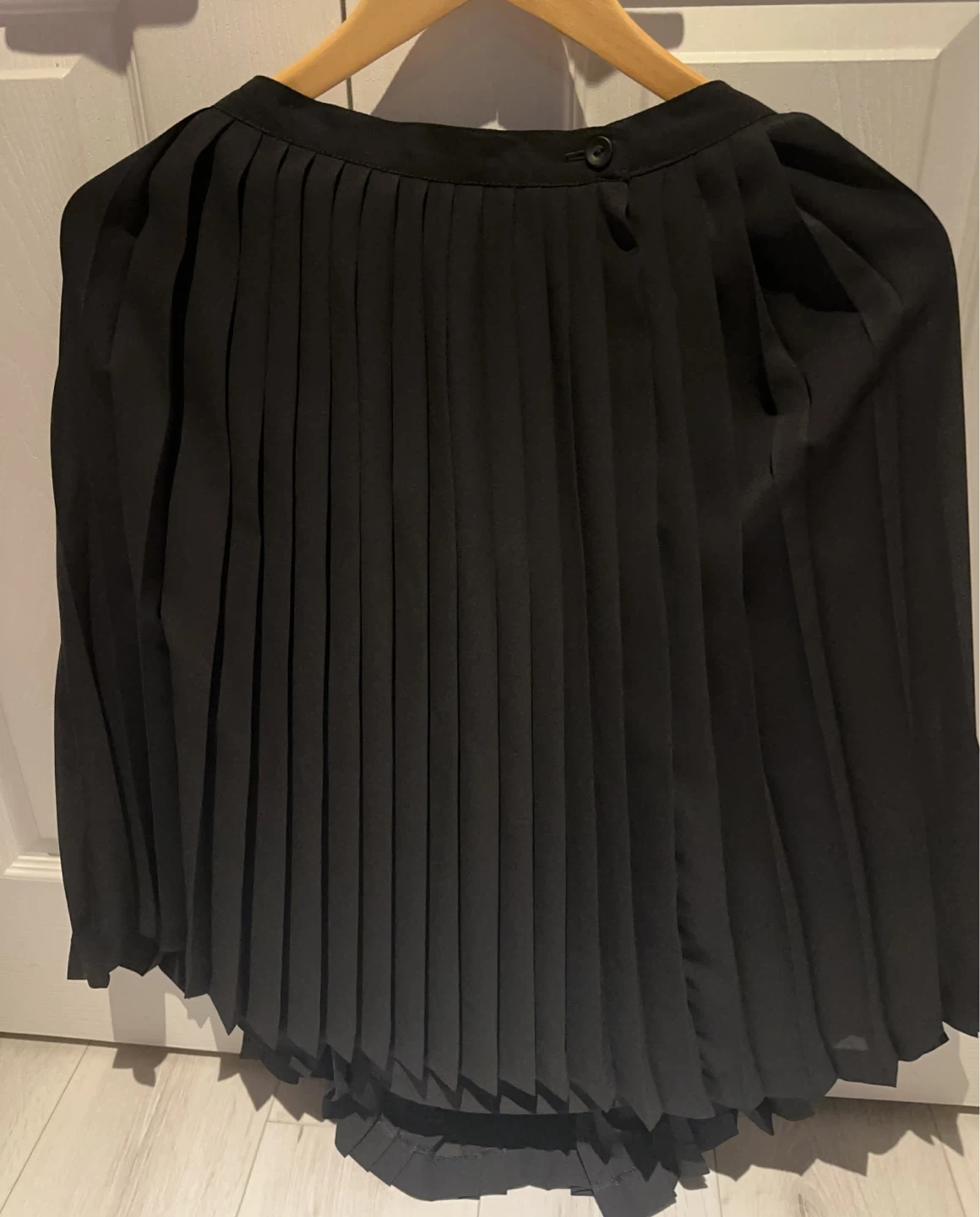 Braemar  Black Pleated skirt Size 16