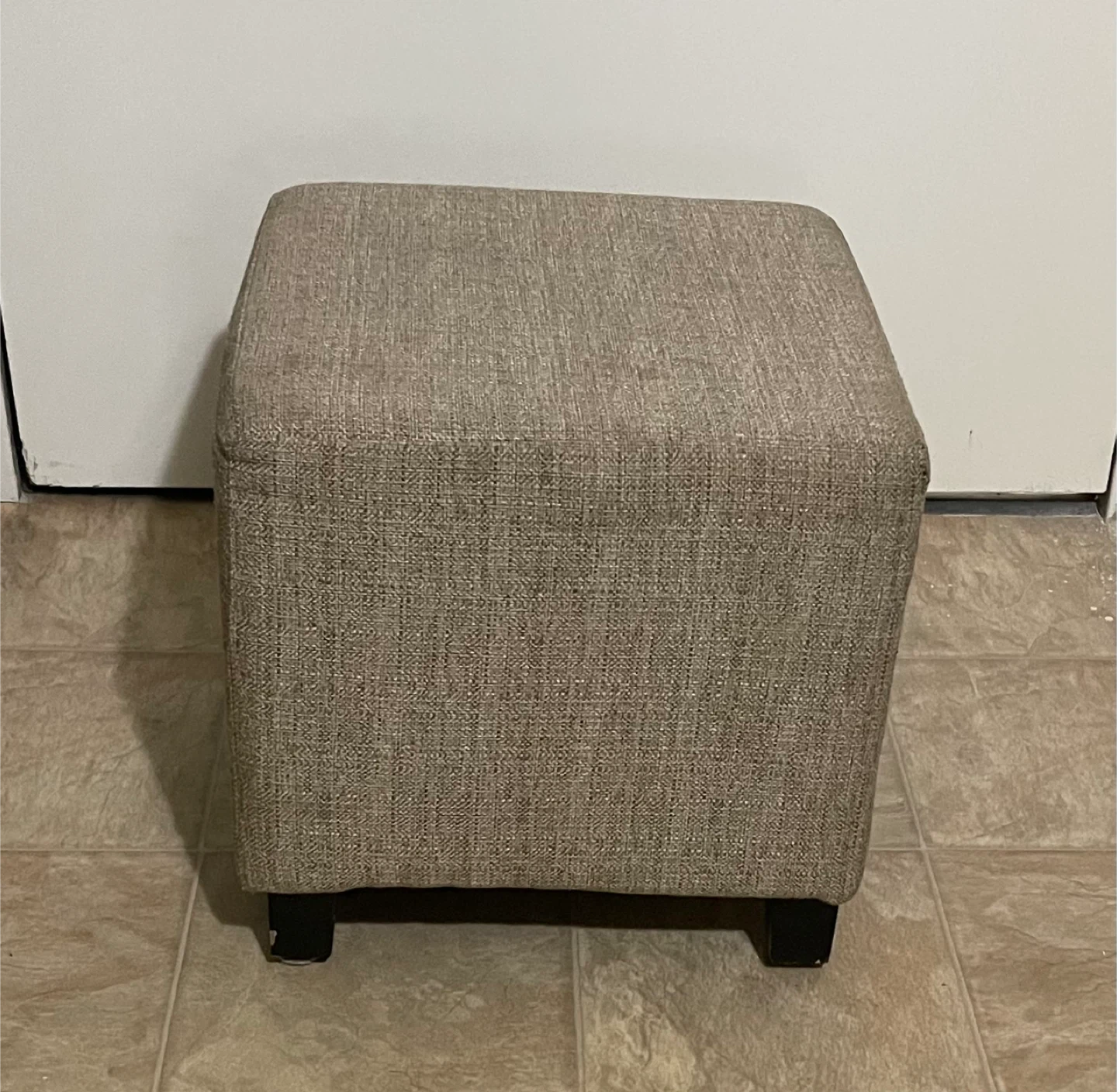🌱 Comfortable Square Upholstered Footstool