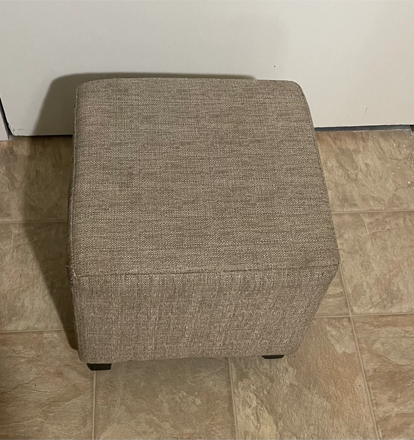 🌱 Comfortable Square Upholstered Footstool - photo 2
