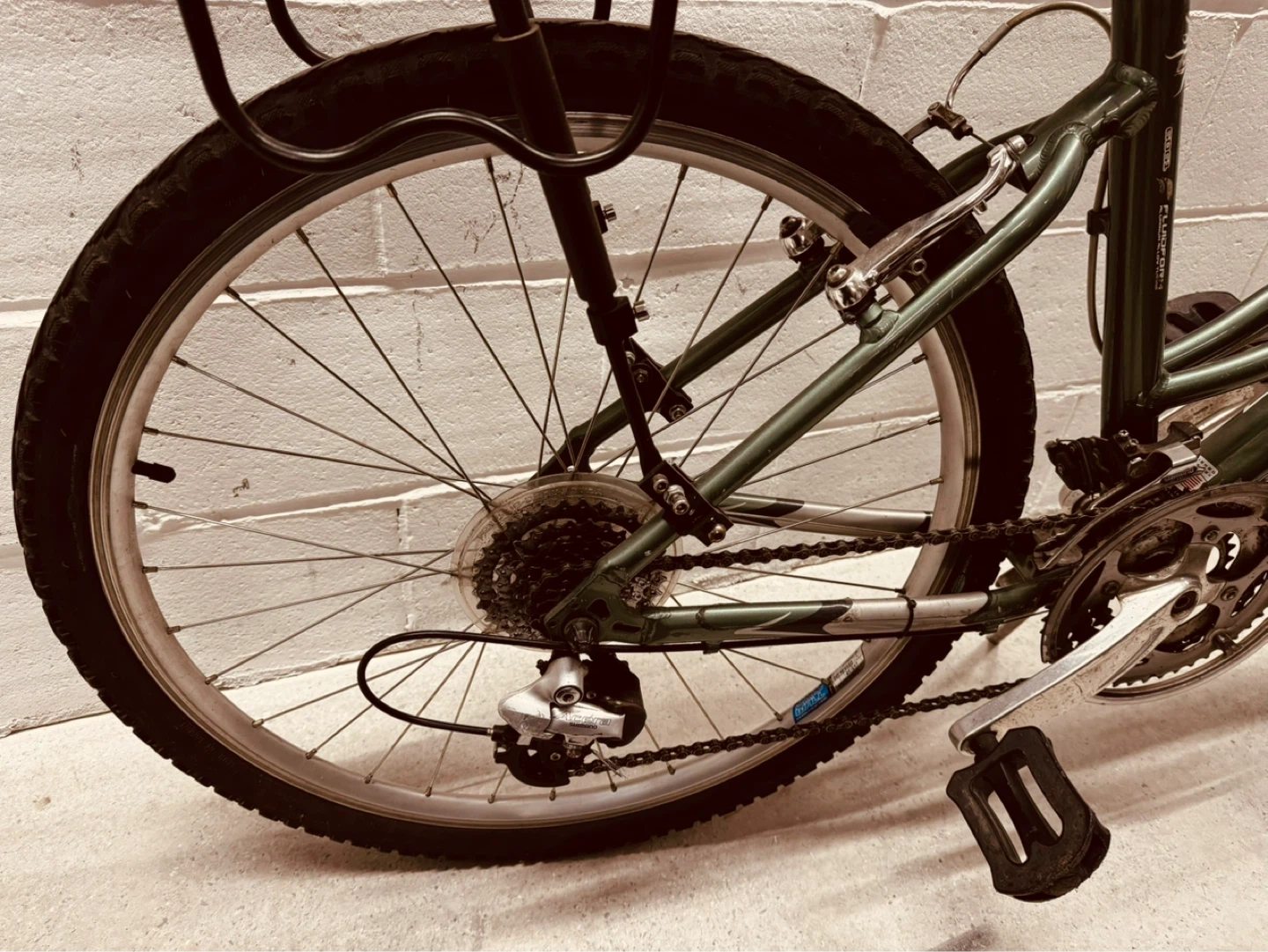 Giant Mountain Bike - photo 3