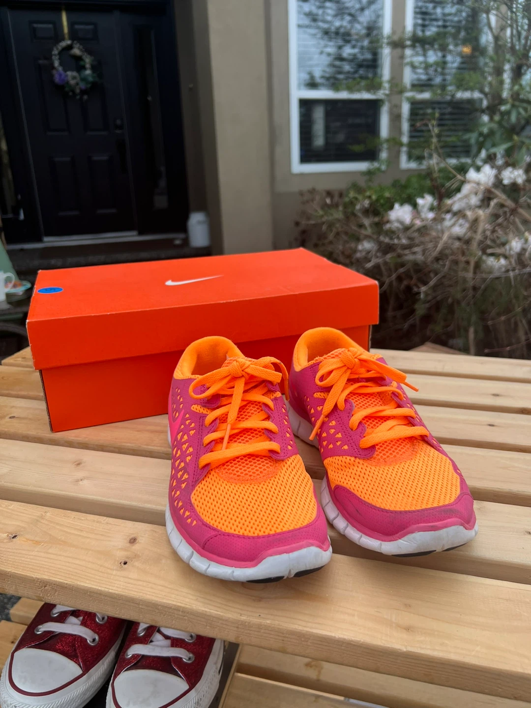 Nike Running Shoes - Pink & Orange