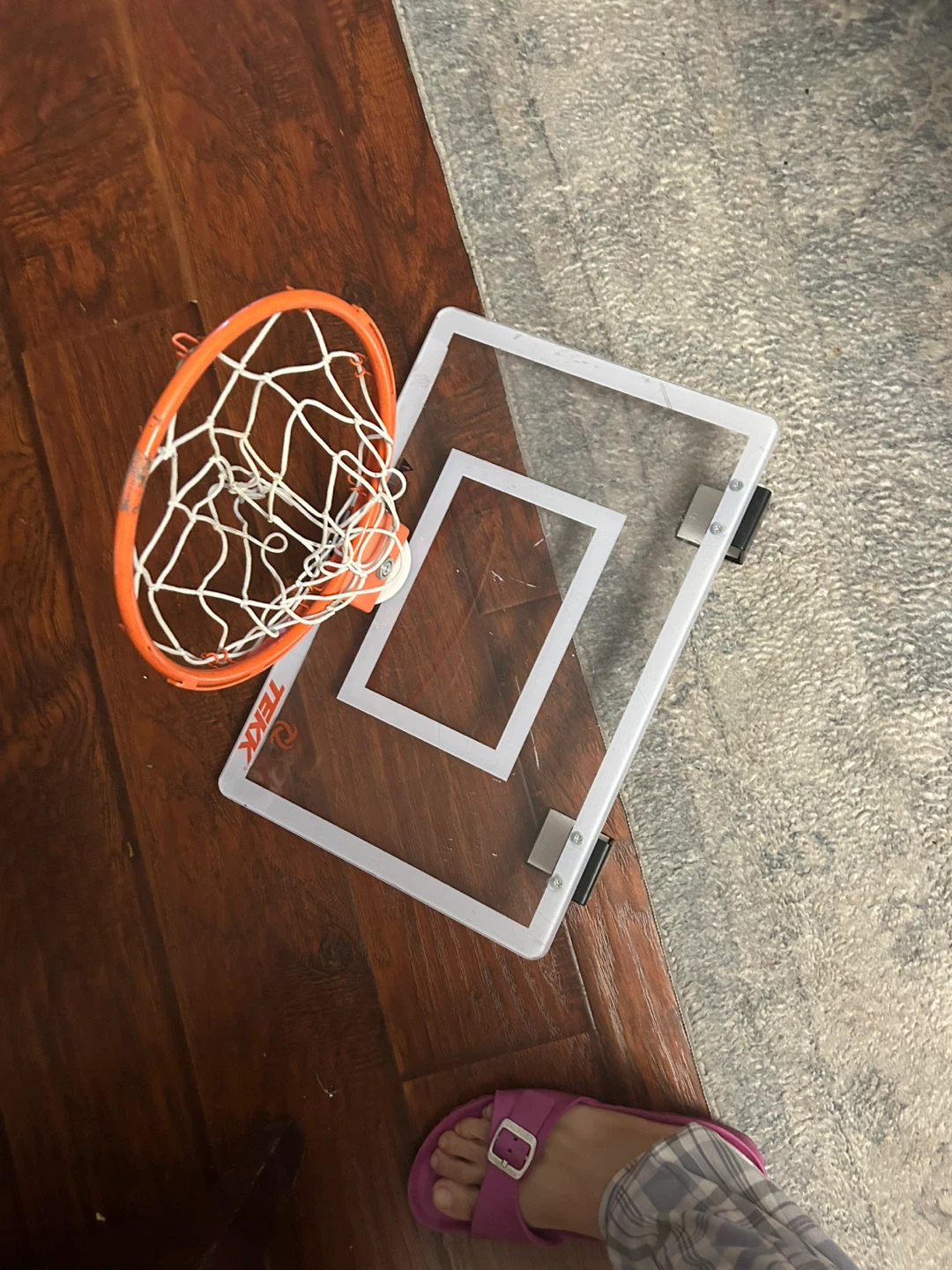 TEKK Mini Basketball Hoop