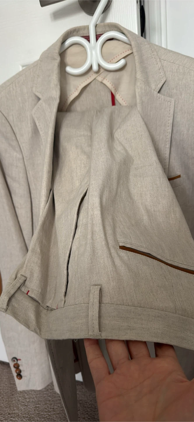 MAN Suit - photo 3