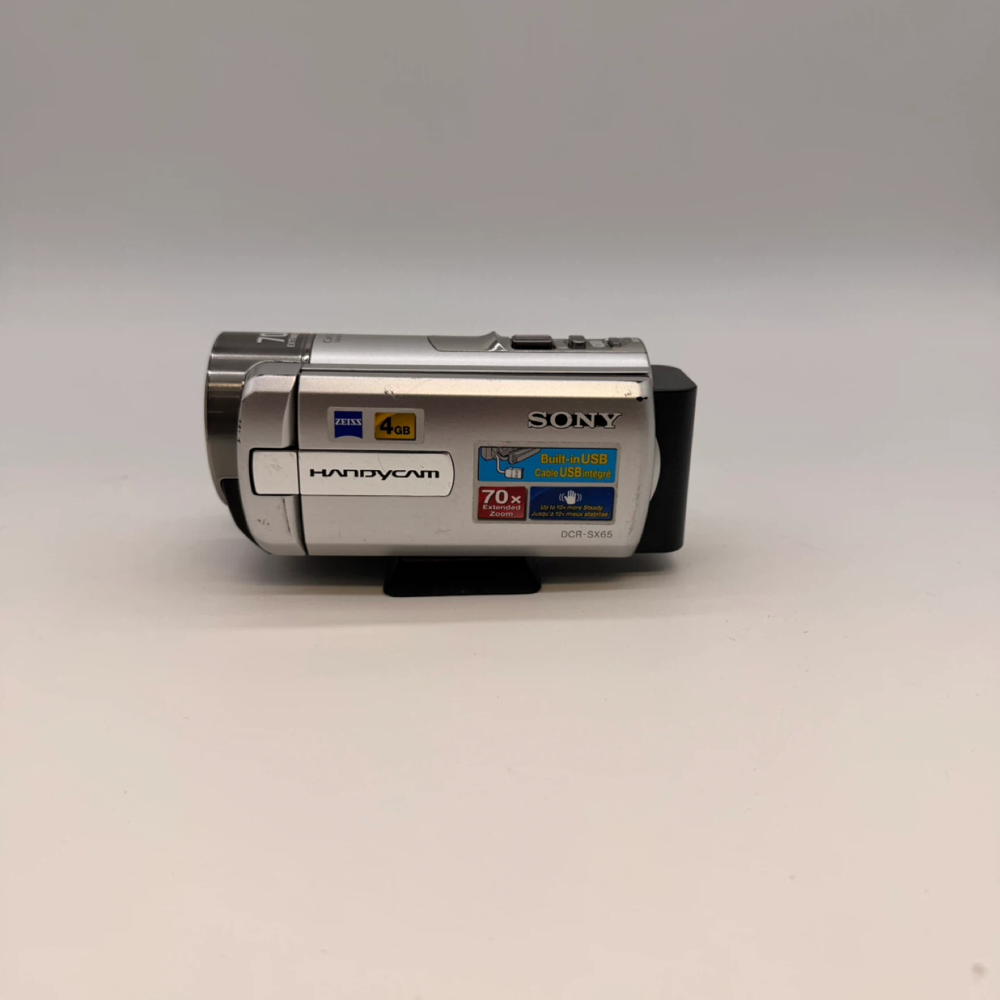 Sony Handycam DCR-SX65 Camcorder 4GB 70x Zoom Zeiss - photo 5