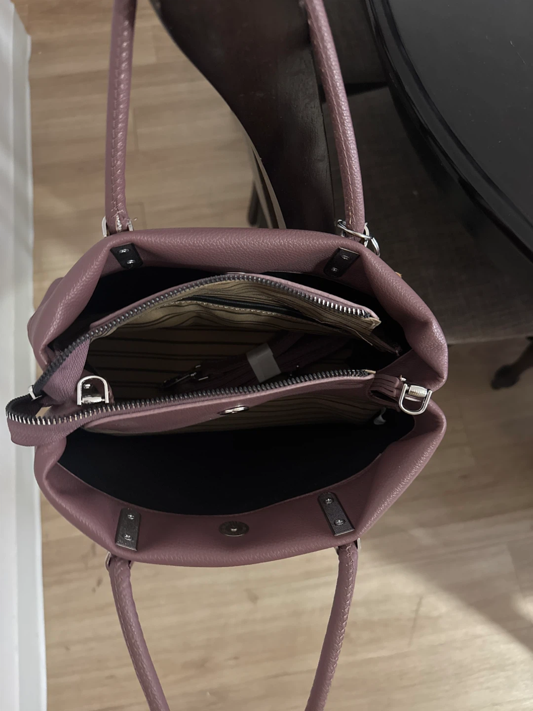 Mauve Faux Leather Tote Handbag with Shoulder Strap - photo 3