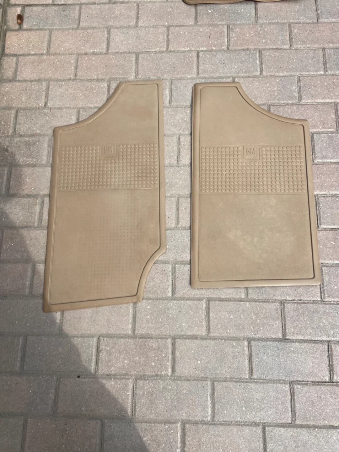 GM Car Floor Mats (Set of 2)