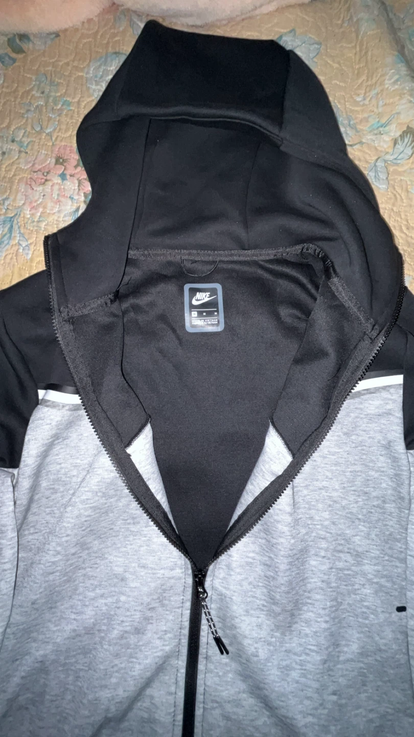 Nike Tech Gray and Black (send offers) - photo 3