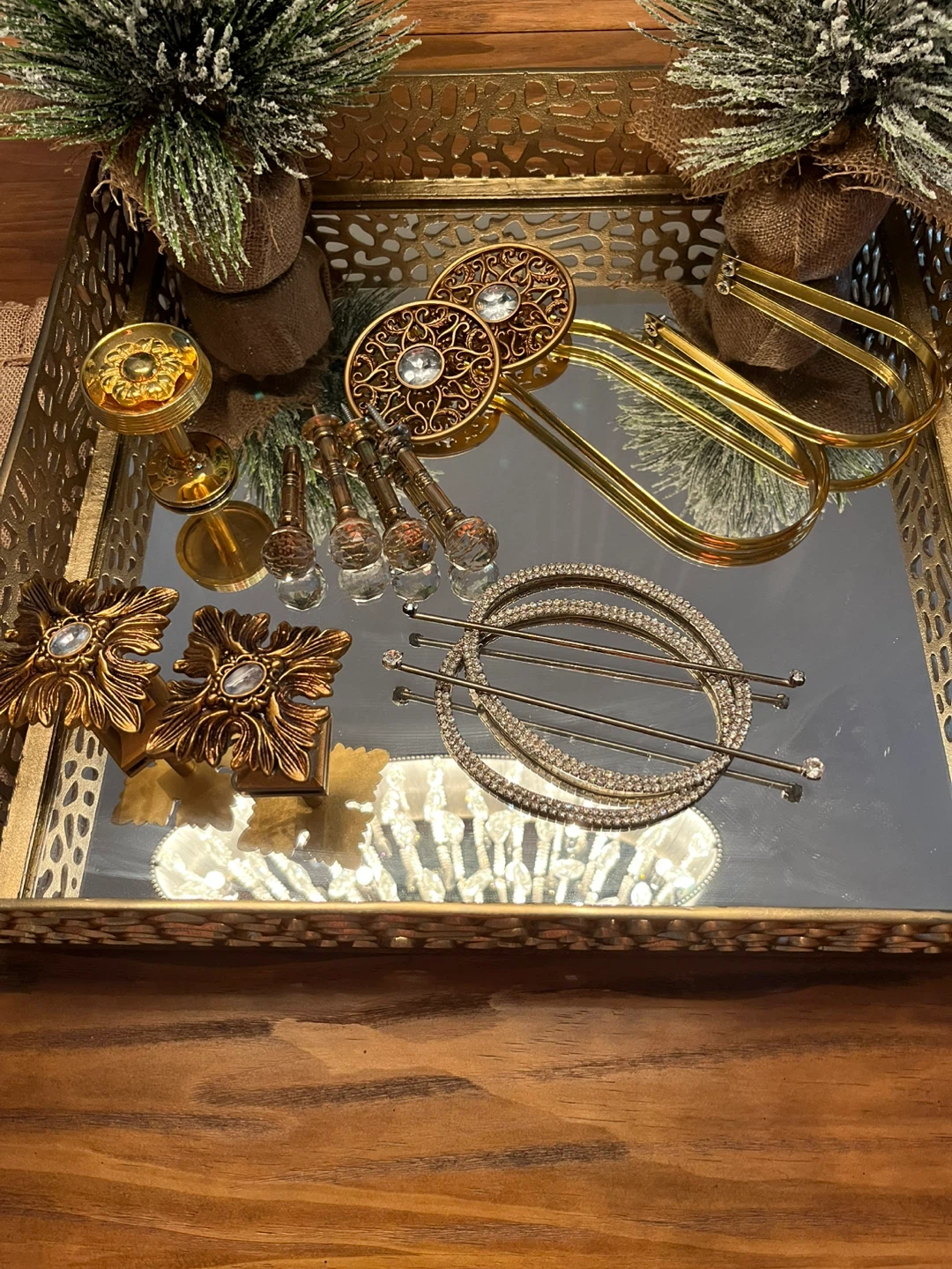 Gold Decorative Curtain Tiebacks and Hooks Set