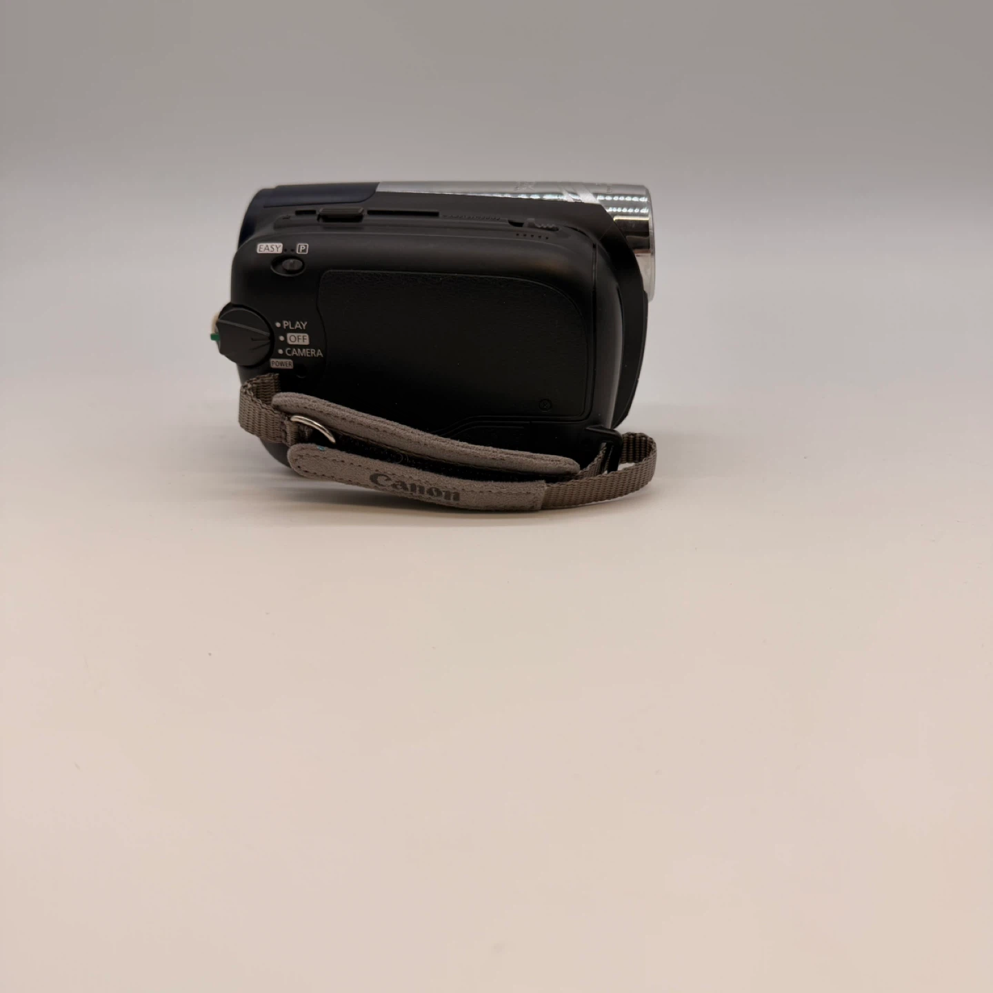 Canon ZR900 MiniDV Camcorder 41x Zoom + Battery & Charger - photo 2