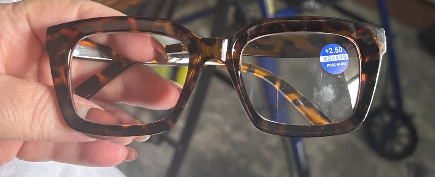 Tortoiseshell Reading Glasses +2.50
