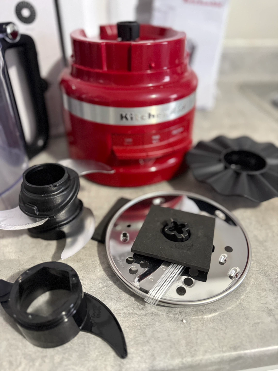 LIKE NEW KitchenAid 9 Cup Food Processor - photo 4