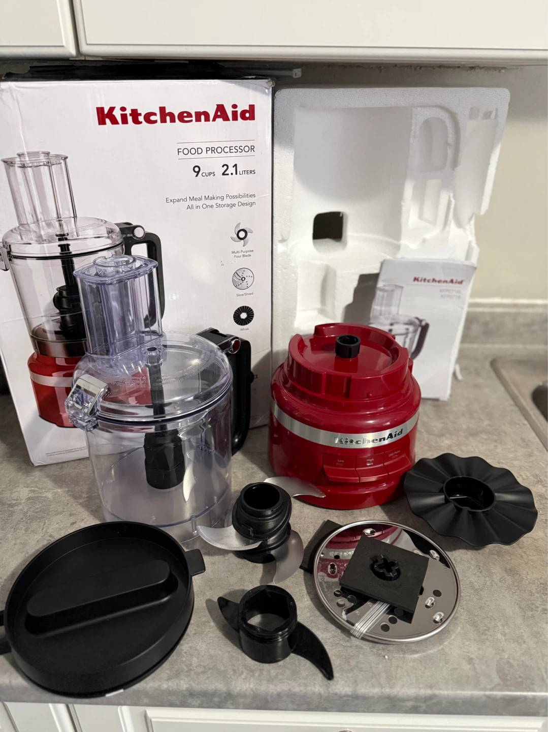 LIKE NEW KitchenAid 9 Cup Food Processor