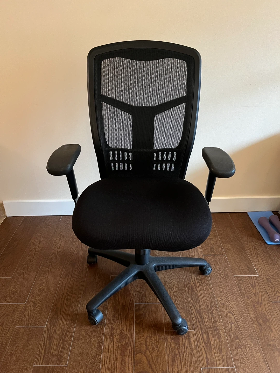 Black Mesh Back Office Chair