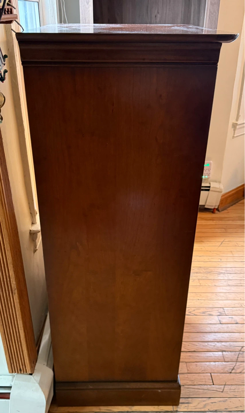 French-Made Solid Wood Cabinet – Quality Piece 🇫🇷 - photo 3