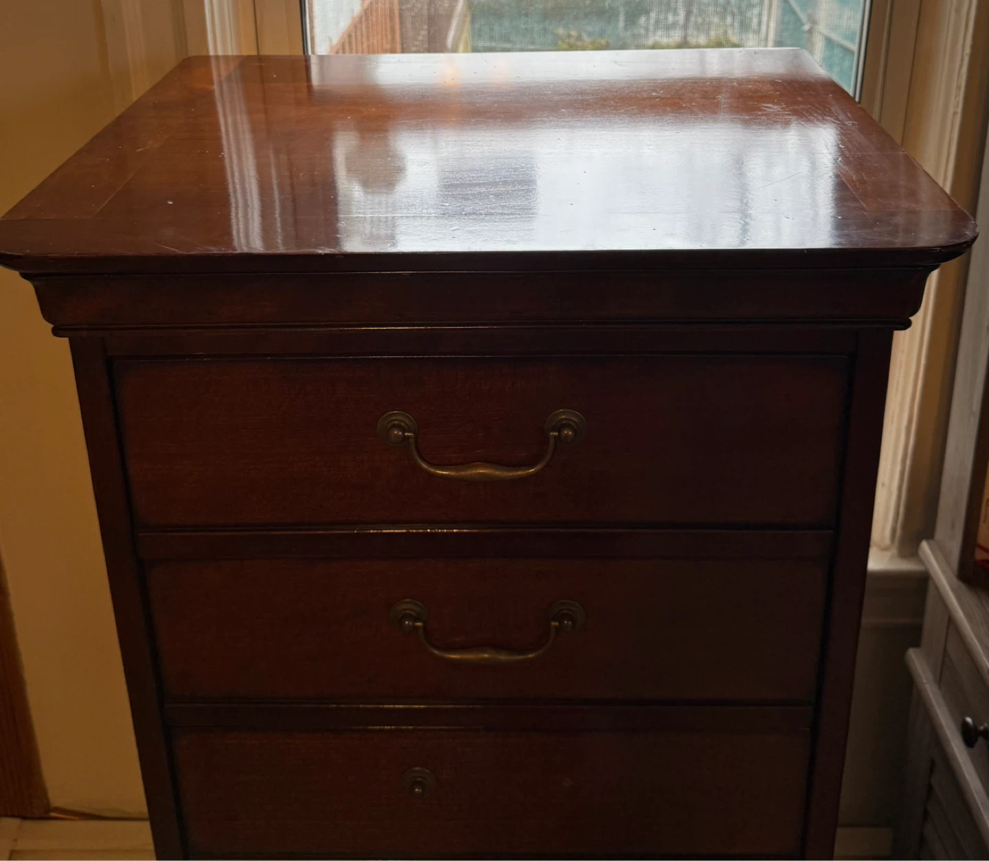 French-Made Solid Wood Cabinet – Quality Piece 🇫🇷 - photo 4
