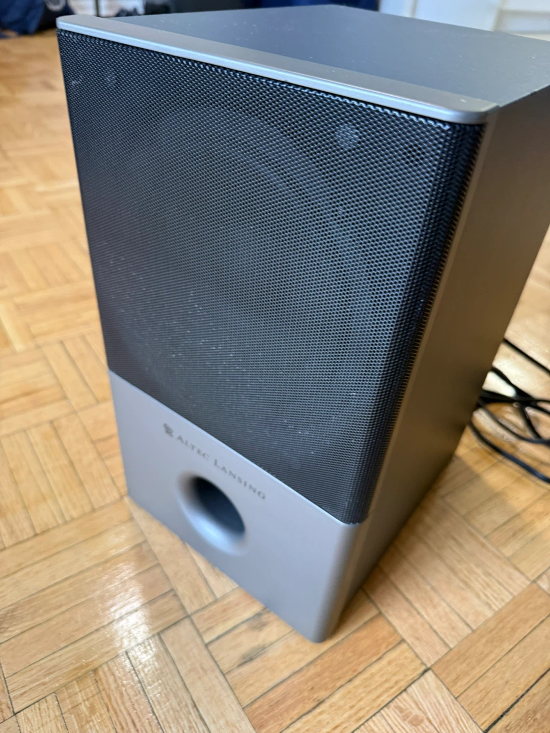 Altec Lansing Powered Subwoofer - photo 3
