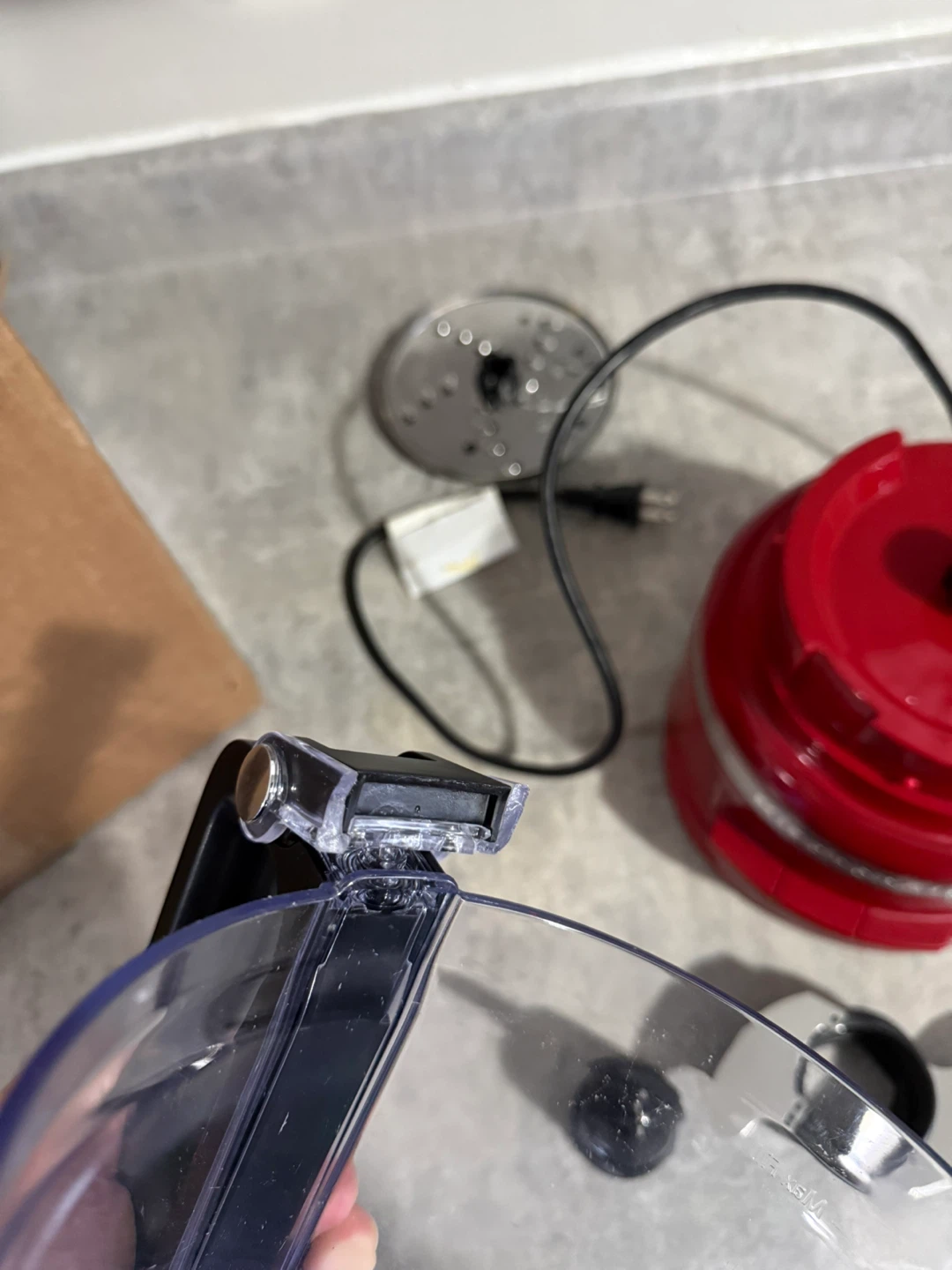 LIKE NEW KitchenAid 7 Cup Food Processor, Damaged - photo 3