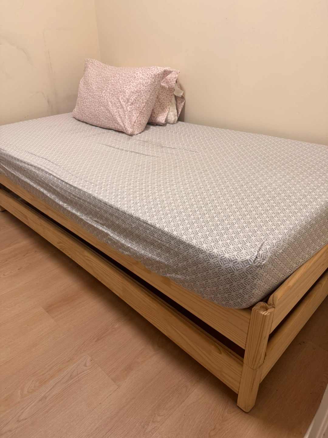 FREE! Wooden Daybed with Mattress and Pillow
