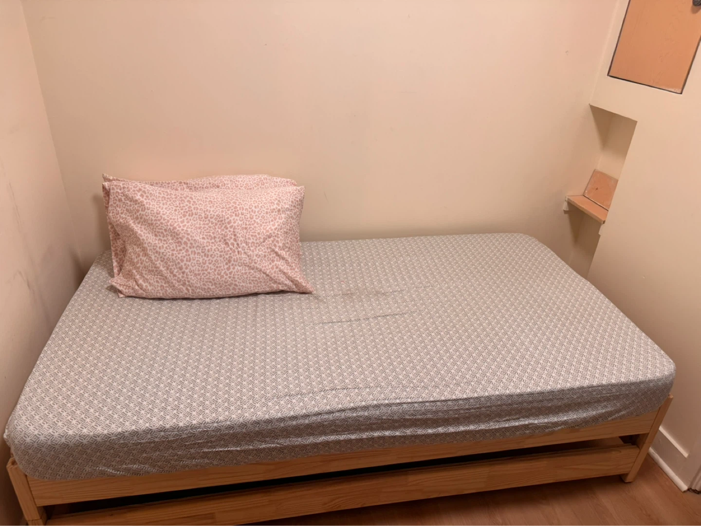 FREE! Wooden Daybed with Mattress and Pillow - photo 2