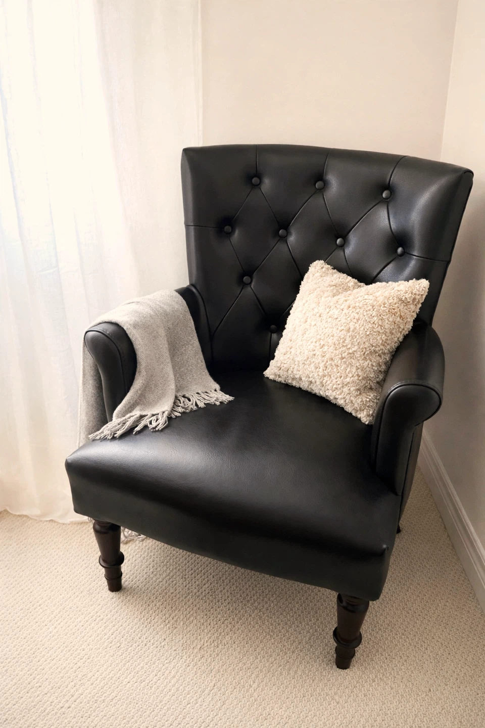 Black Tufted Leather Accent Chair
