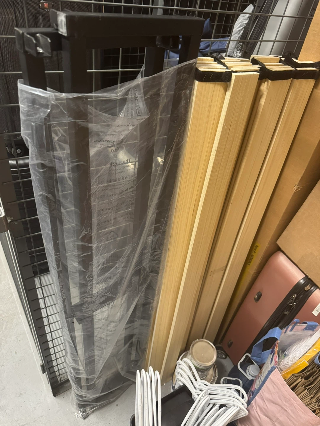 Zinus 7” Bedframe (Full/Double) - photo 3