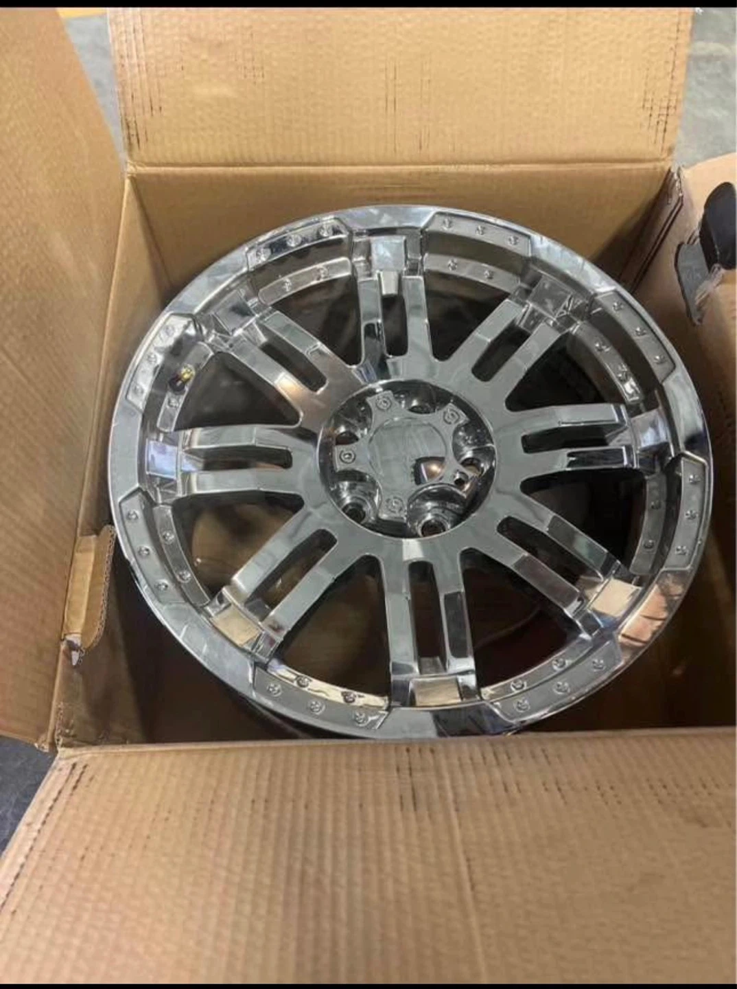 Vision Warrior 18x8.5 Chrome Wheel - photo 2